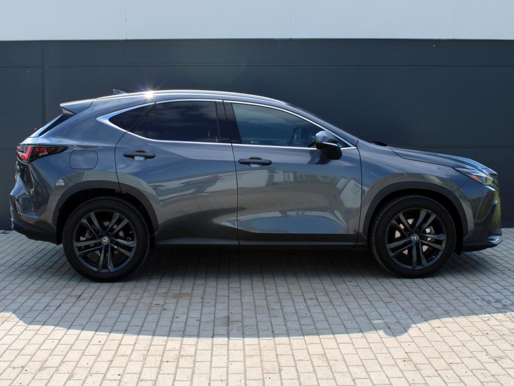 Lexus NX 450h+  2.5 PHEV e-CVT AWD Prestige TOP