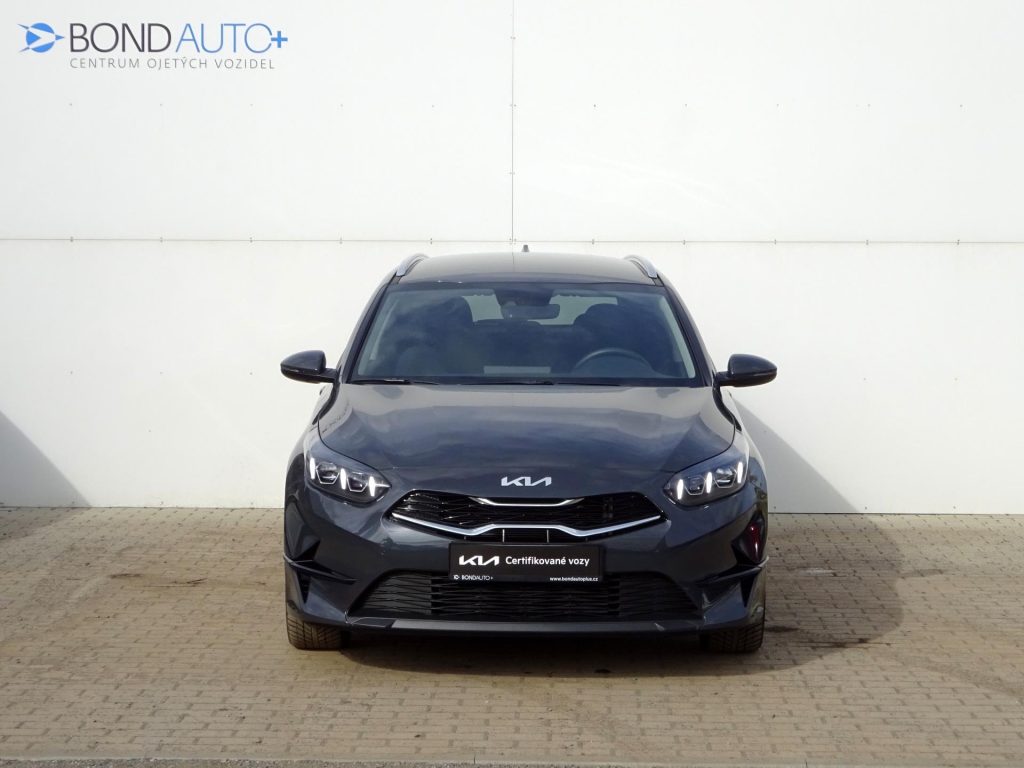 KIA Ceed  1.5 T-GDi 7DCT TOP Smartkey