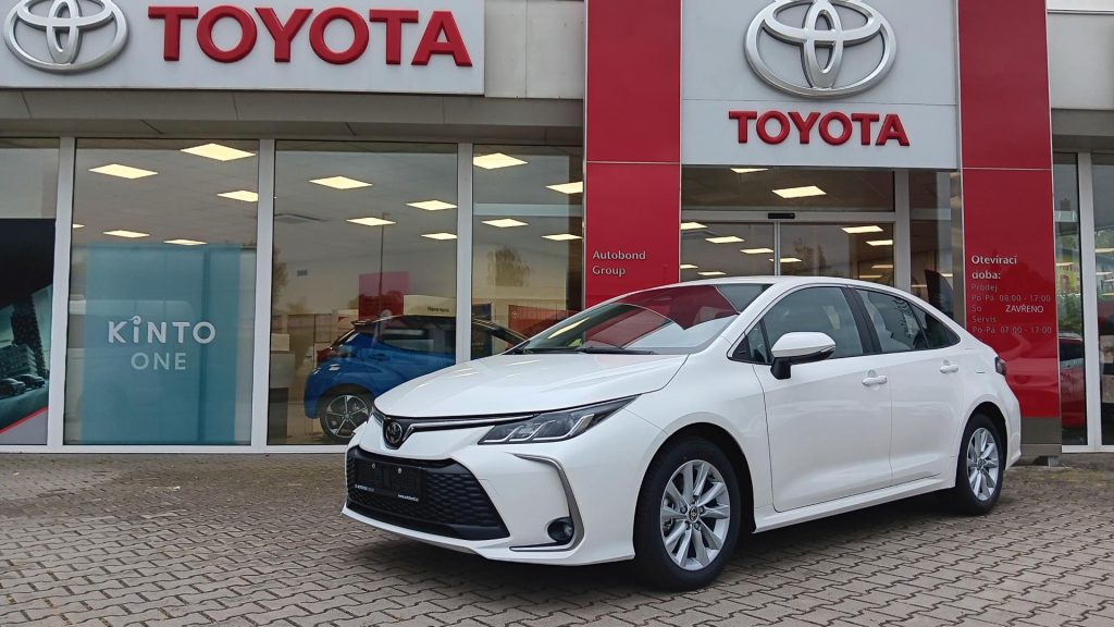 Toyota Corolla  1.5 TNGA 125 - 6 MT