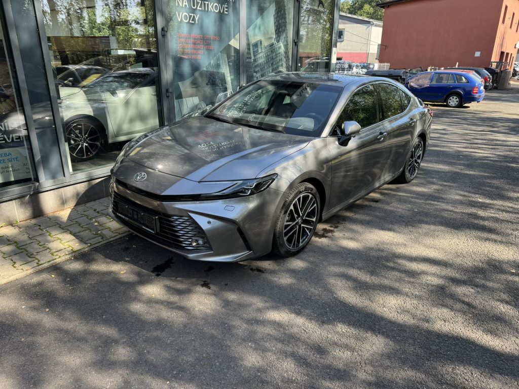 Toyota Camry  2,5 Hybrid Executive