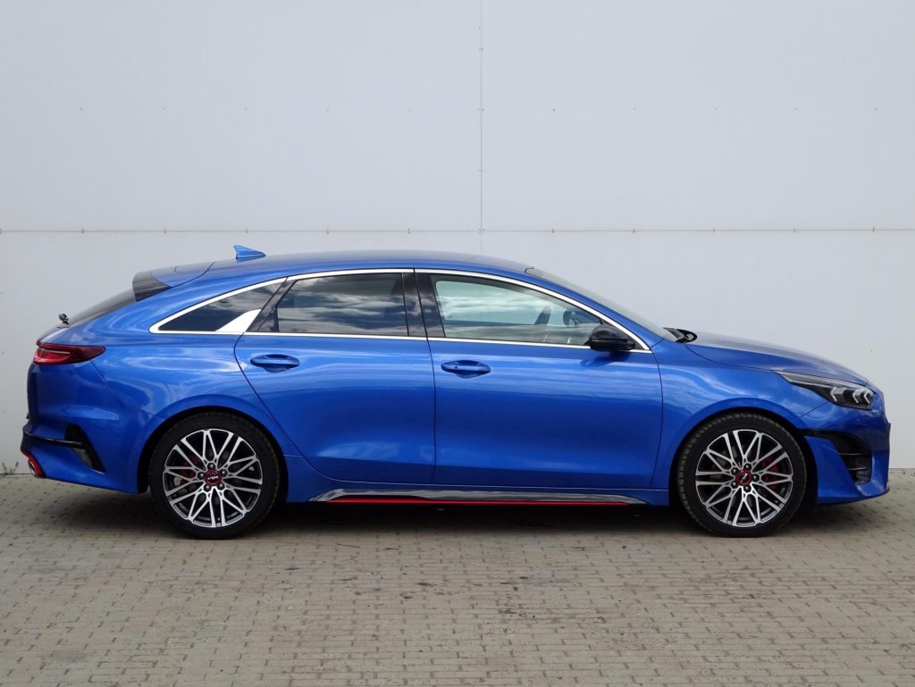 KIA ProCeed  1.6 T-GDi 7DCT GT