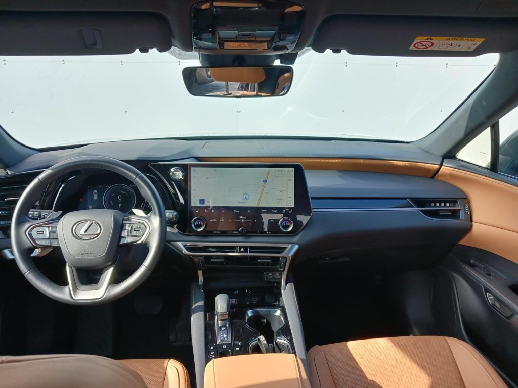 Lexus RX 350h  2,5 HSD e-CVT Executive 4×4 E-FOUR