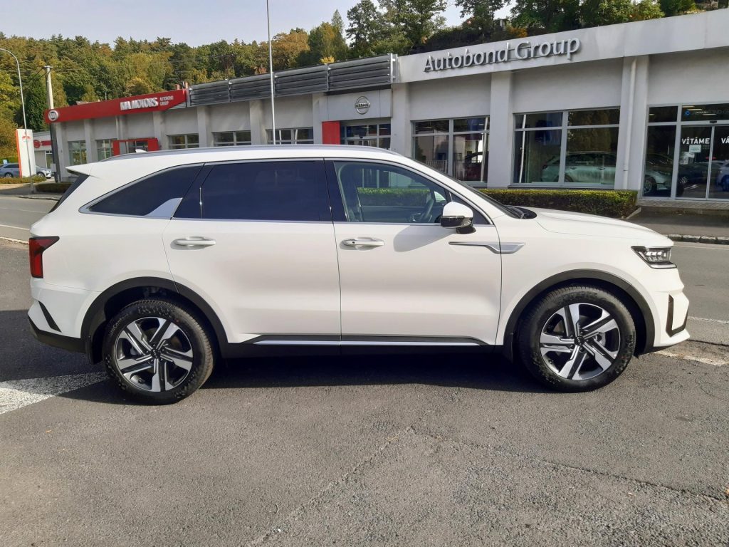 KIA Sorento  TOP 1.6 T-GDi HEV 4x4 6AT 7P