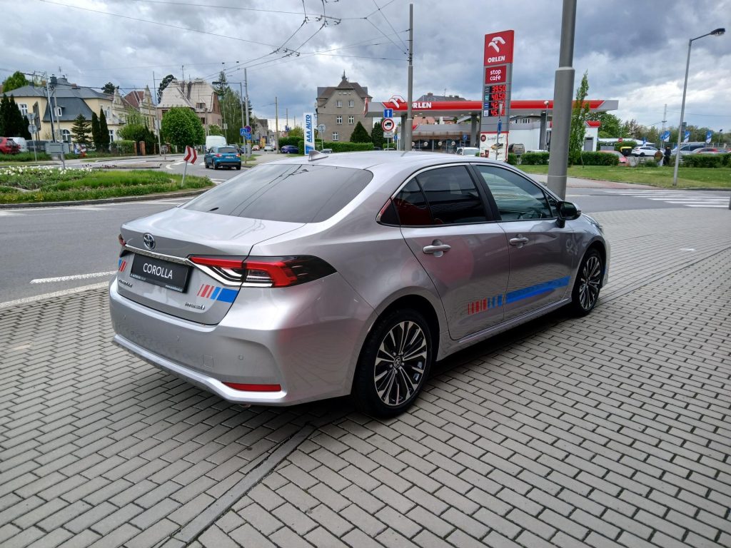 Toyota Corolla  1.8 HEV AUTOBOND SPORT EDITION