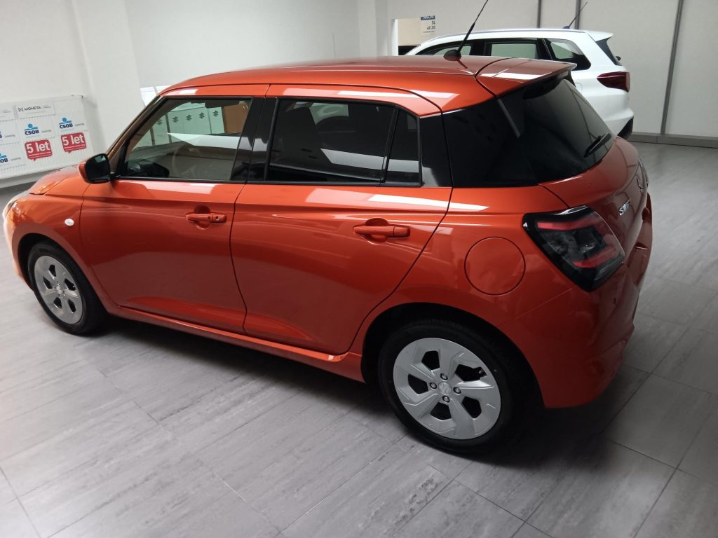 Suzuki Swift  PREMIUM 1.2 HYBRID CVT 4x2 MY24