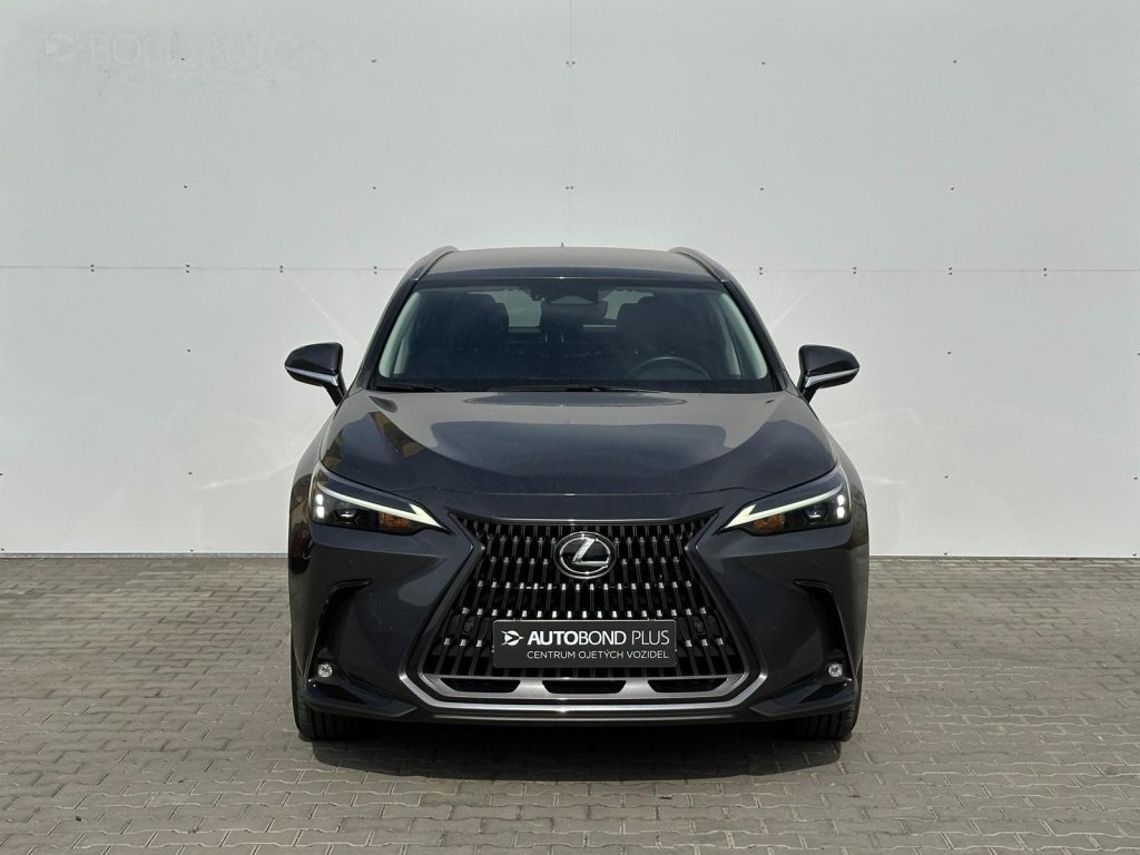 Lexus NX 450h+  2,5 HSD e-CVT EXECUTIVE PHEV E-FOUR