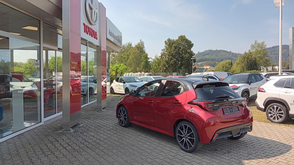 Toyota Yaris  1.5 TNGA HEV 130