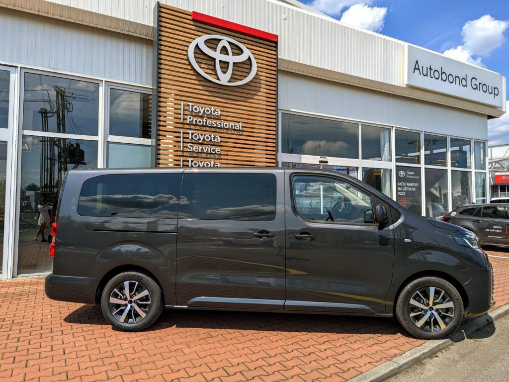 Toyota ProAce Verso  2,0D 8AT COMFORT + BUSINESS 9 MÍST