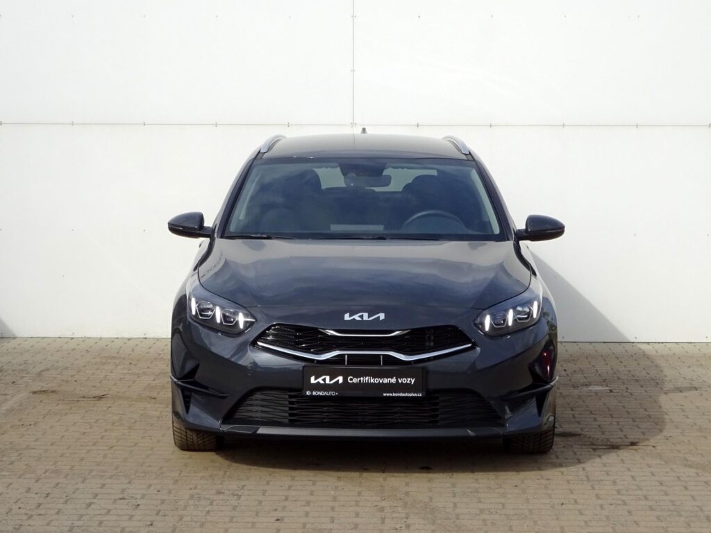 KIA Ceed  1.5 T-GDi 7DCT TOP Smartkey