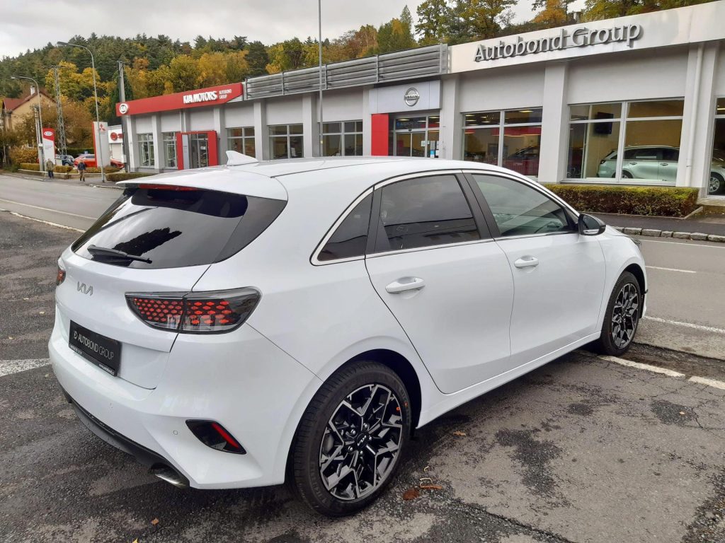 KIA Ceed  EDICE30 1.5 T-GDI 6MT