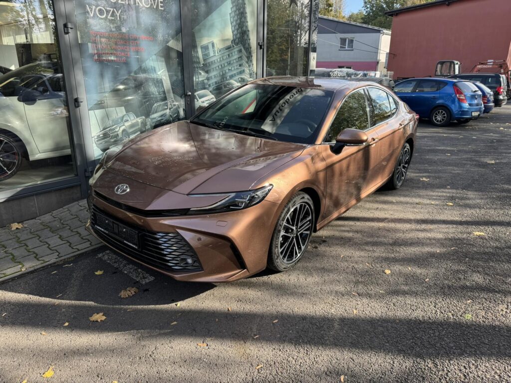 Toyota Camry  2,5 Hybrid Prestige