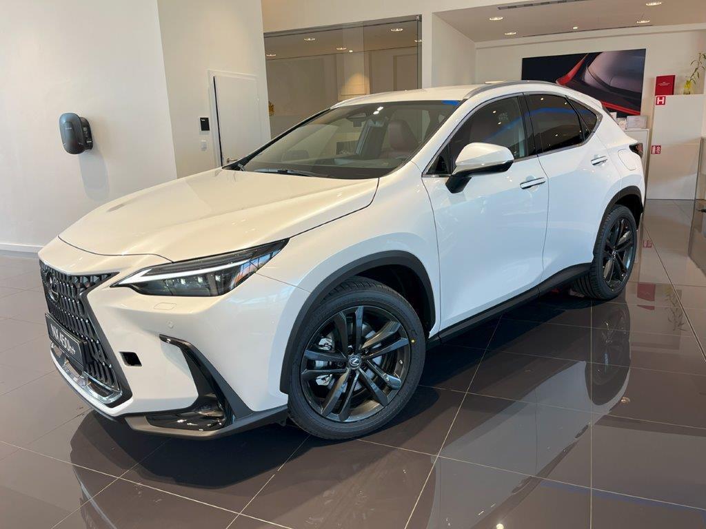 Lexus NX 450h+  2,5l