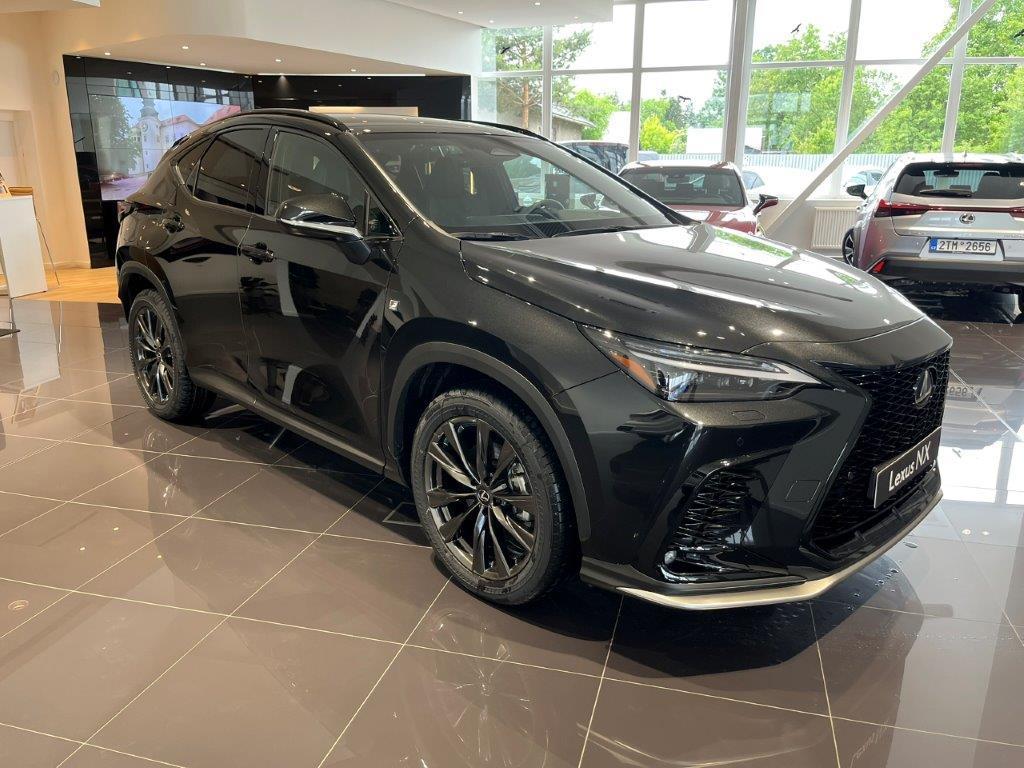 Lexus NX 450h+  2,5l