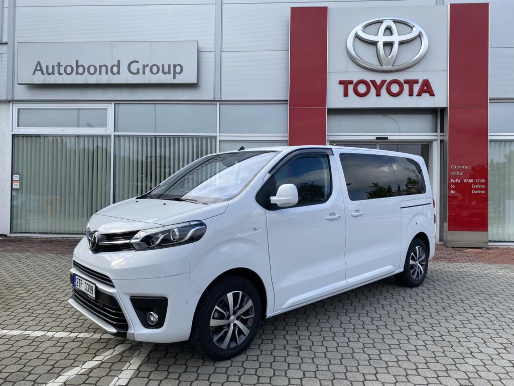 Toyota ProAce Verso  2.0D 6MT Family TTS Webasto