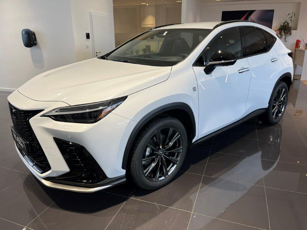 Lexus NX 450h+  2,5L