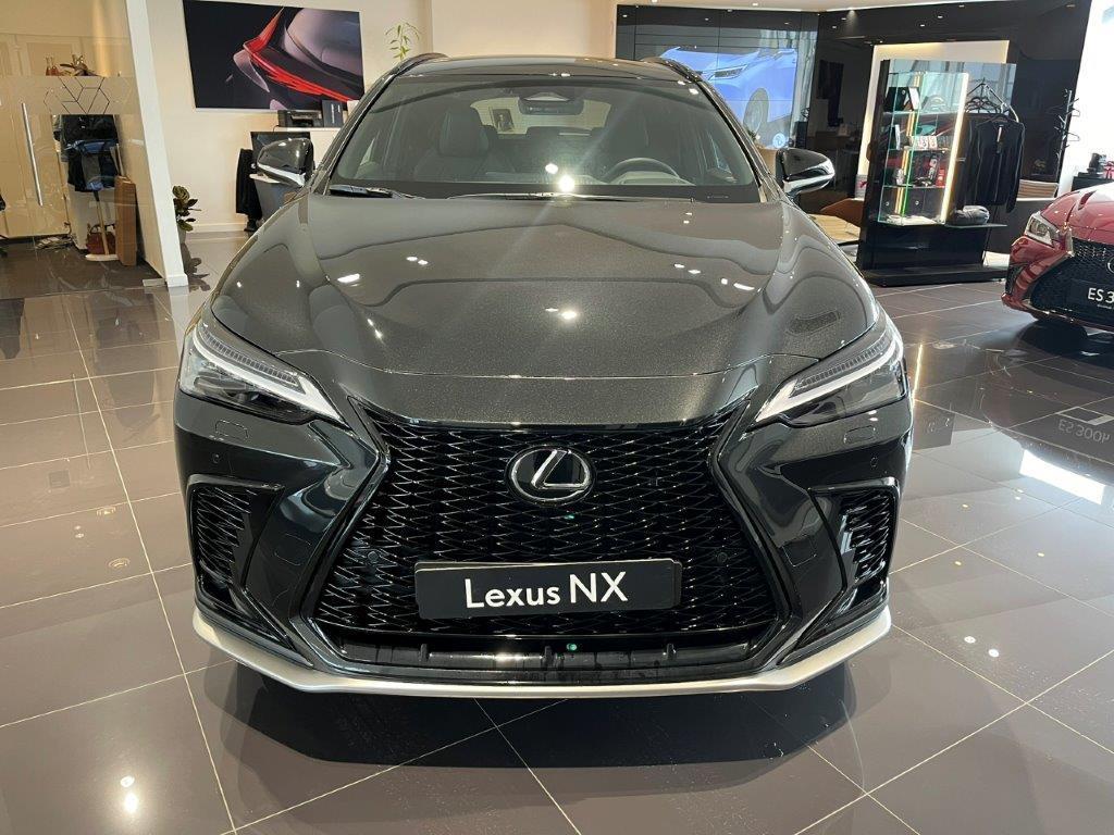 Lexus NX 450h+  2,5l