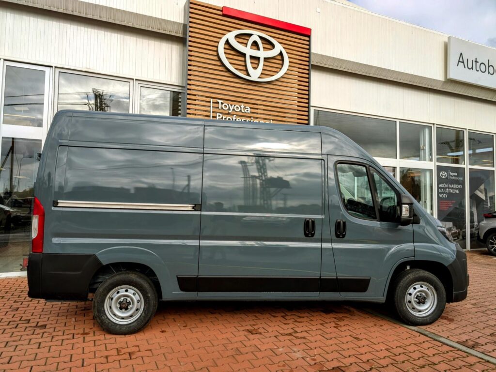 Toyota ProAce Verso  MAX 2.2 DIESEL 4x2 6MT L2H2 ACTIVE + MULTIMEDIA