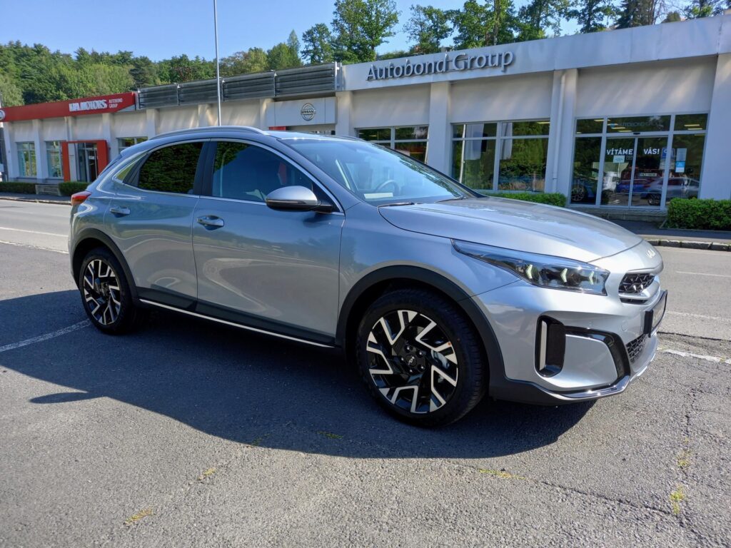 KIA XCeed  1.5 T-GDi TOP MT