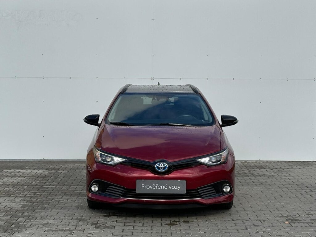 Toyota Auris  1.8 HSD e-CVT Selection