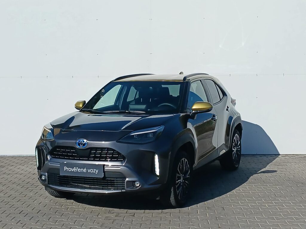 Toyota Yaris Cross  1.5 HSD e-CVT AWD Adventure VIP