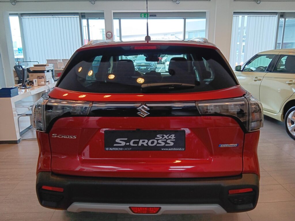 Suzuki S-Cross  PREMIUM 1,4 HYBRID M/T 4x4 MY24