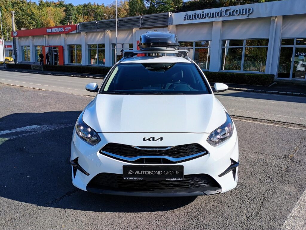 KIA Ceed  SW SPORT EDITION 1.5 T-GDI MT