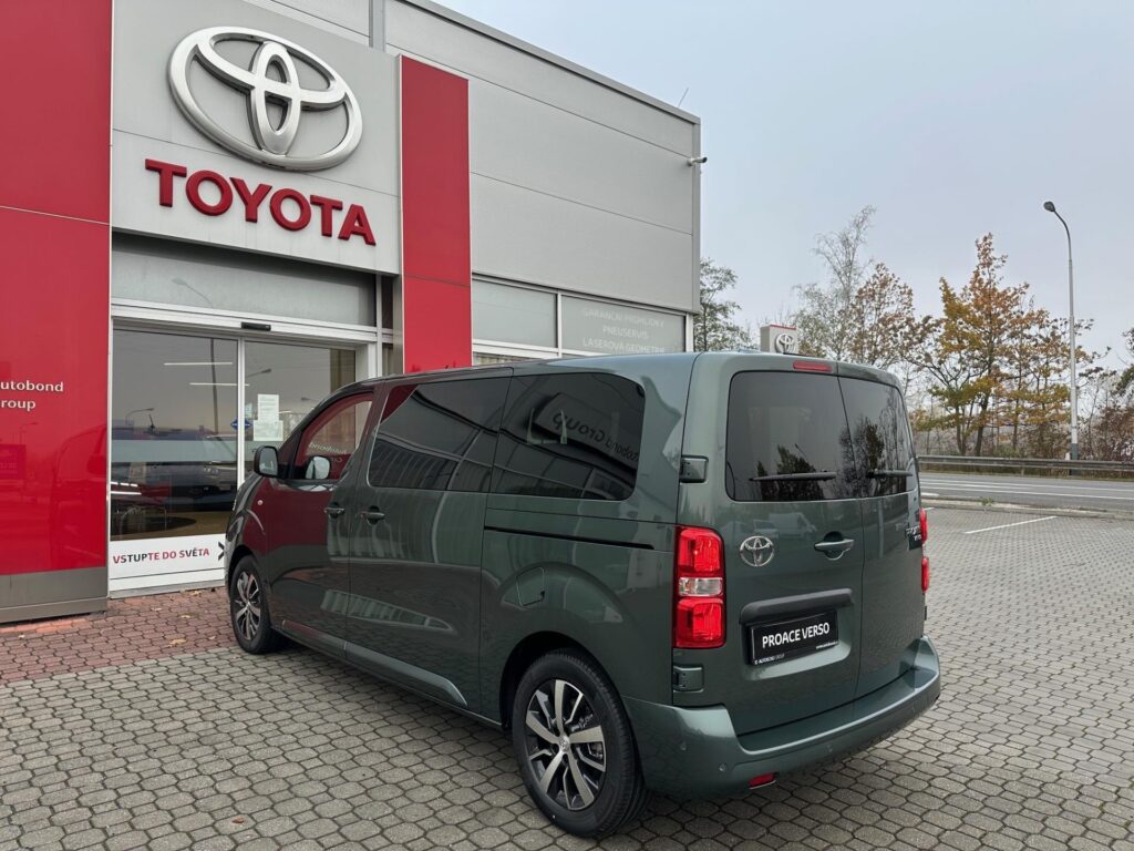 Toyota Proace Verso  2.0 D 6MT Business 8s Comfort