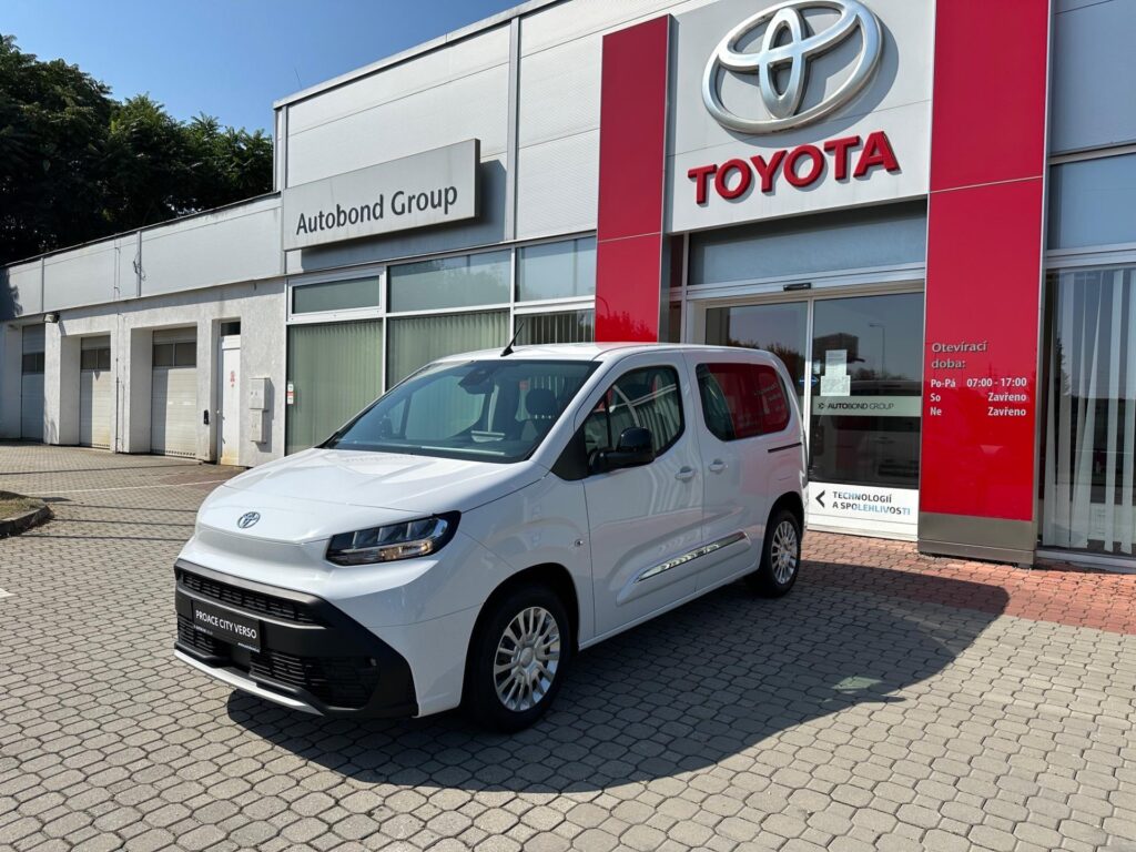 Toyota ProAce City Verso  1.2T 6MT Business