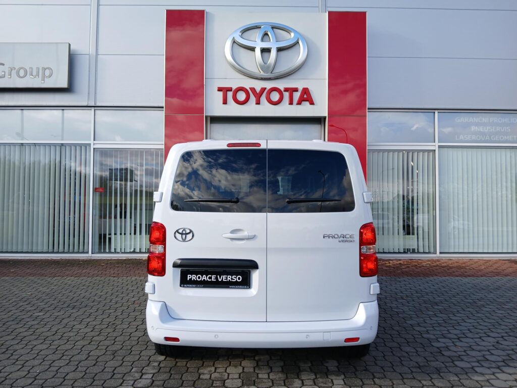 Toyota Proace Verso  2.0 D 6MT Business 9s