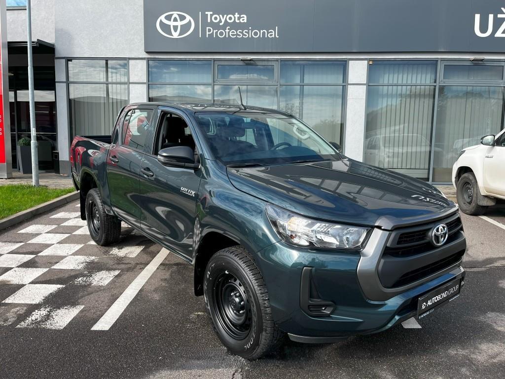 Toyota Hilux  2.4D 4×4 6MT Live