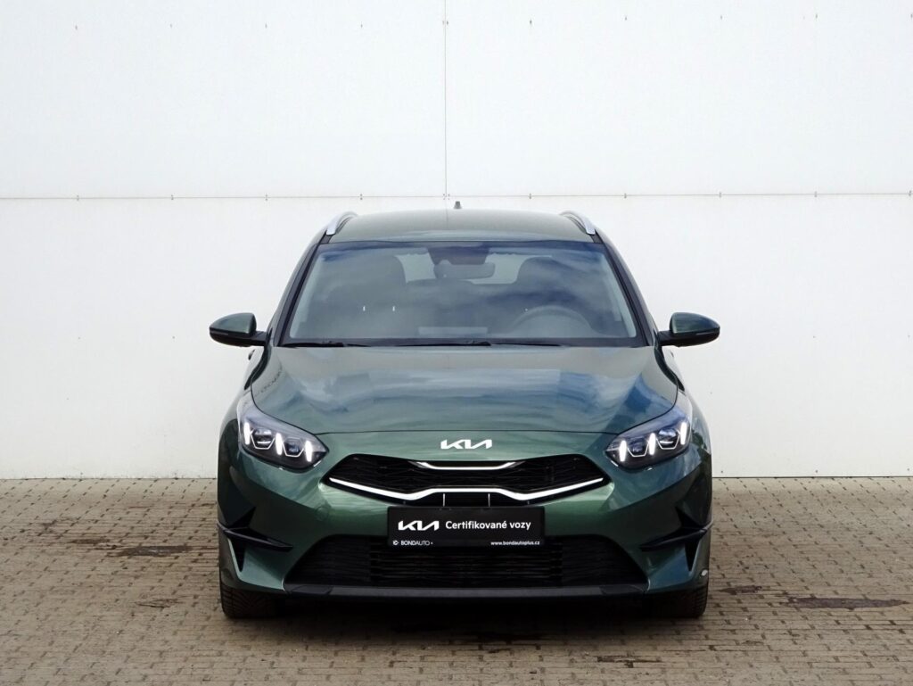 KIA Ceed  1.5 T-GDi 7DCT TOP Smartkey