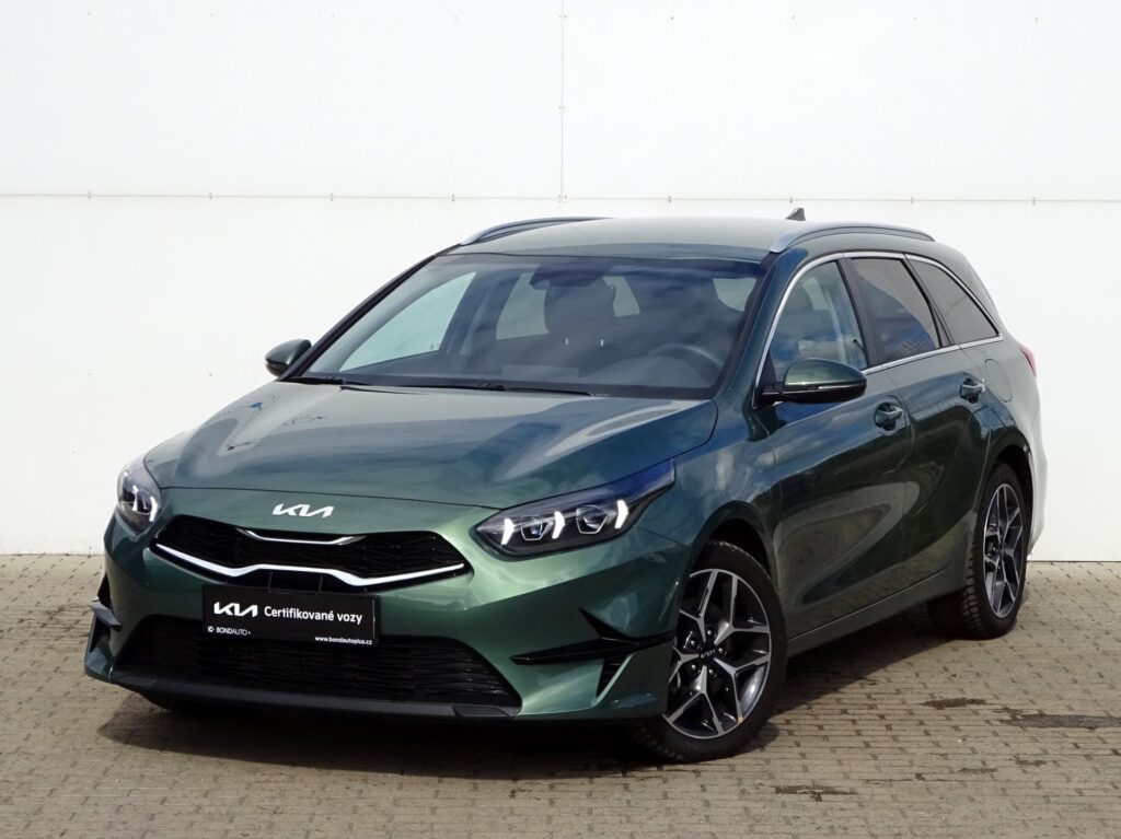 KIA Ceed  1.5 T-GDi 7DCT TOP Smartkey