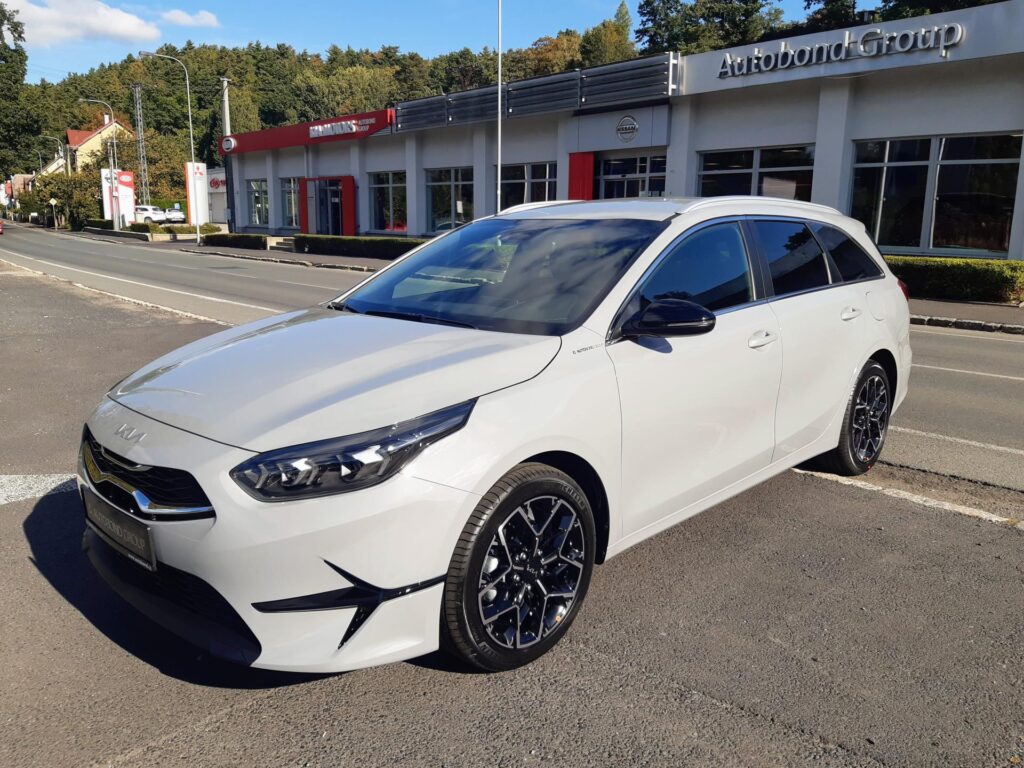 KIA Ceed  EDICE 30 1.5 T-GDi MT