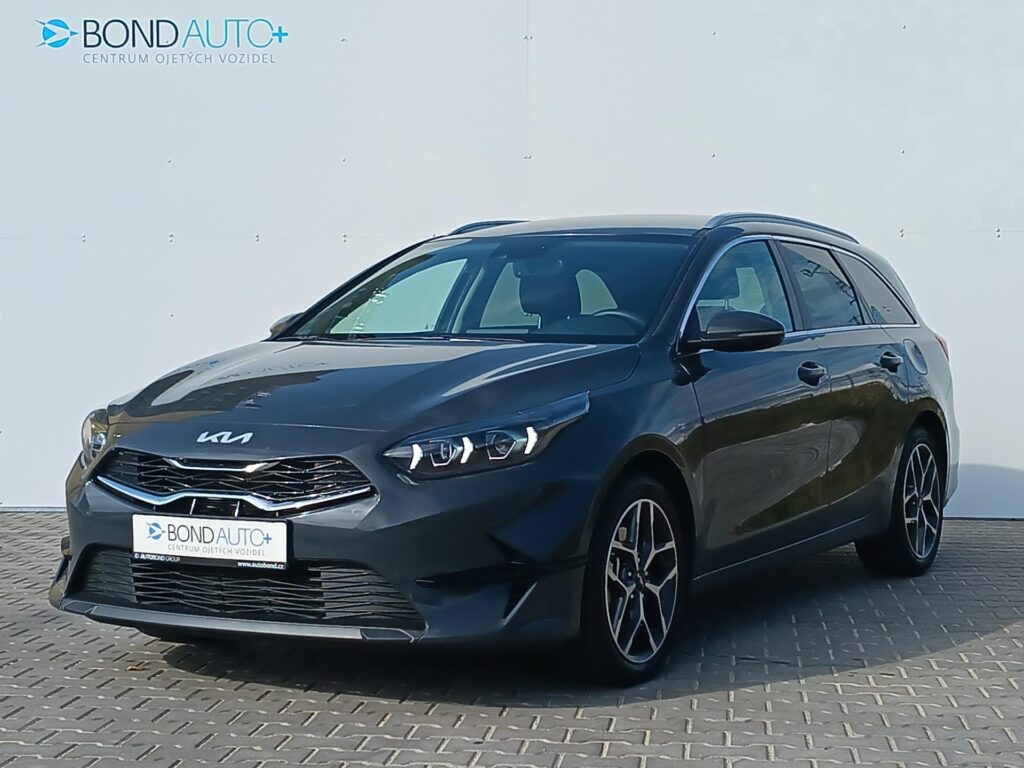 KIA Ceed  1.5 T-GDi 7DCT TOP Premium