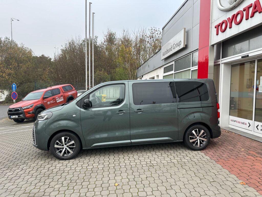 Toyota Proace Verso  2.0 D 6MT Business 8s Comfort