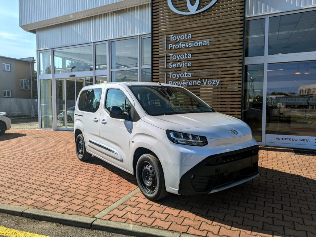 Toyota ProAce City Verso  1,5 DIESEL  6MT SHORT BUSINESS