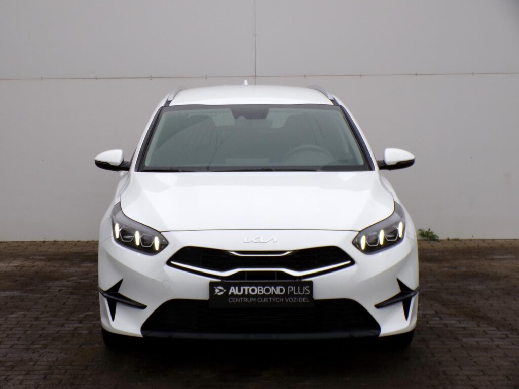 KIA Ceed  1.5 T-GDi 117kW TOP Smartkey