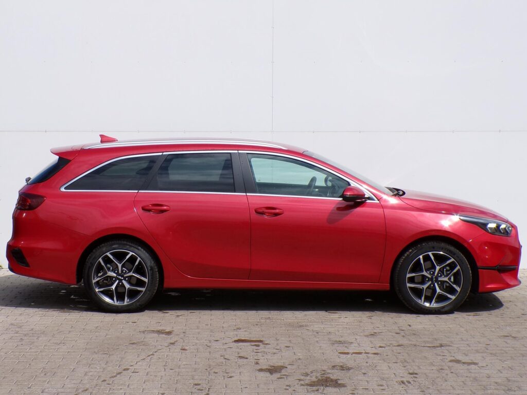 KIA Ceed  1.5 T-GDi 7DCT TOP Smartkey