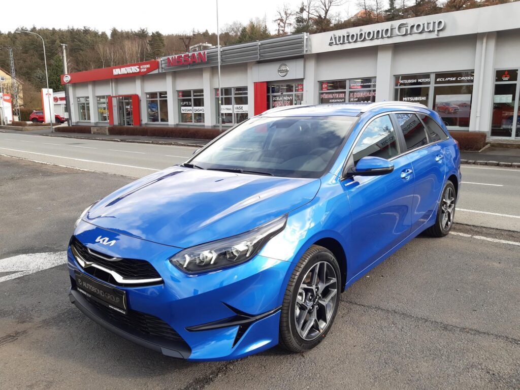 KIA Ceed  SW TOP 1.5 T-GDi 7DCT+BUSSINES