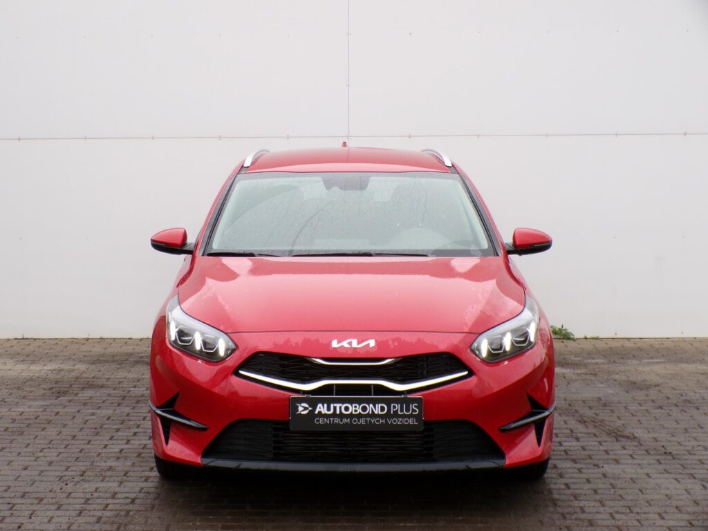 KIA Ceed  1.5 T-GDi 117kW TOP Smartkey