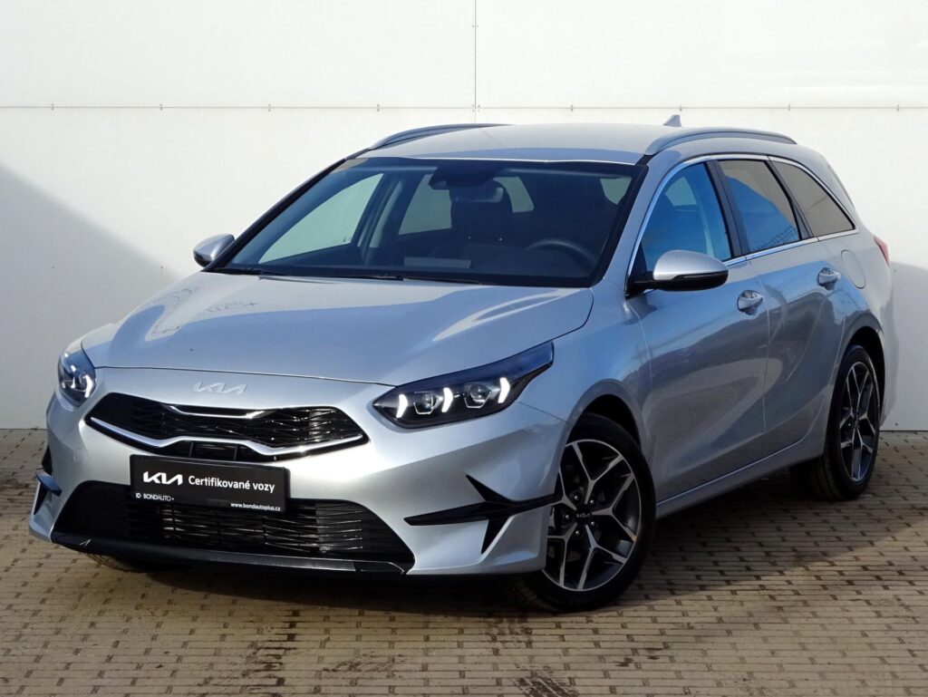 KIA Ceed  1.5 T-GDi 7DCT TOP Smartkey