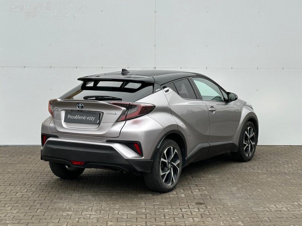 Toyota C-HR  1,8 HSD e-CVT Selection