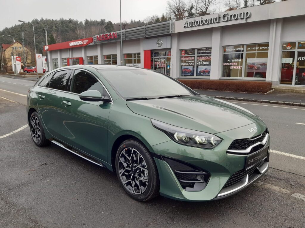 KIA ProCeed  GT LINE PLUS 1.5 T-GDi 7DCT