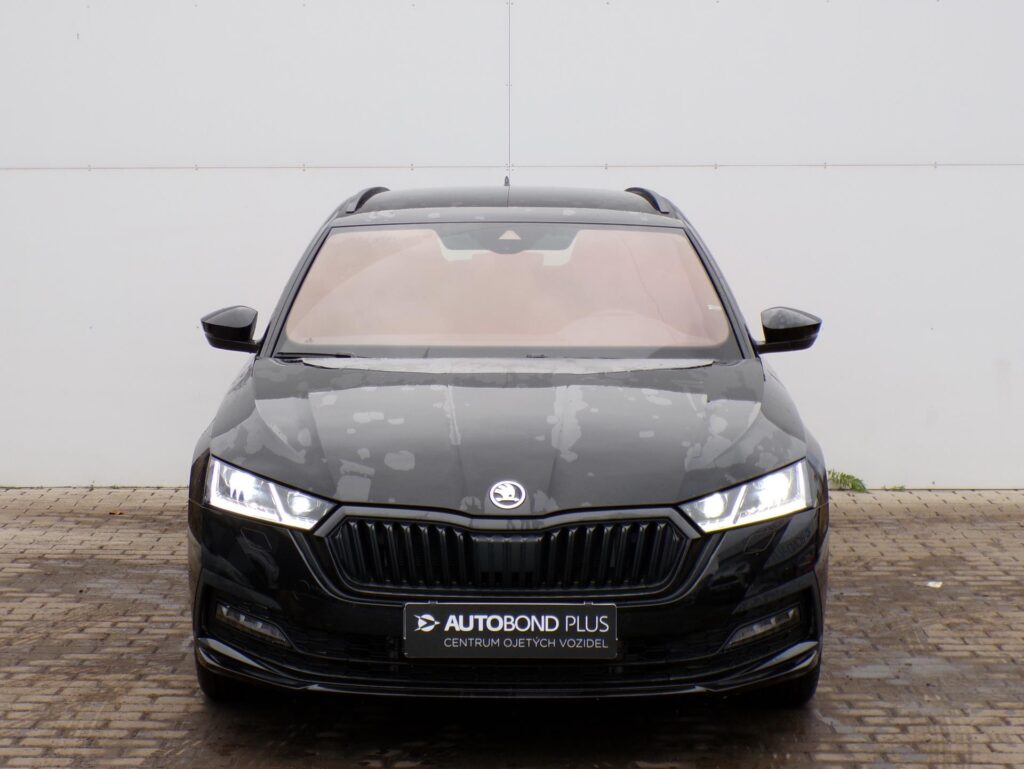 Škoda Octavia  2.0 TDI DSG / 110 kW SportLine