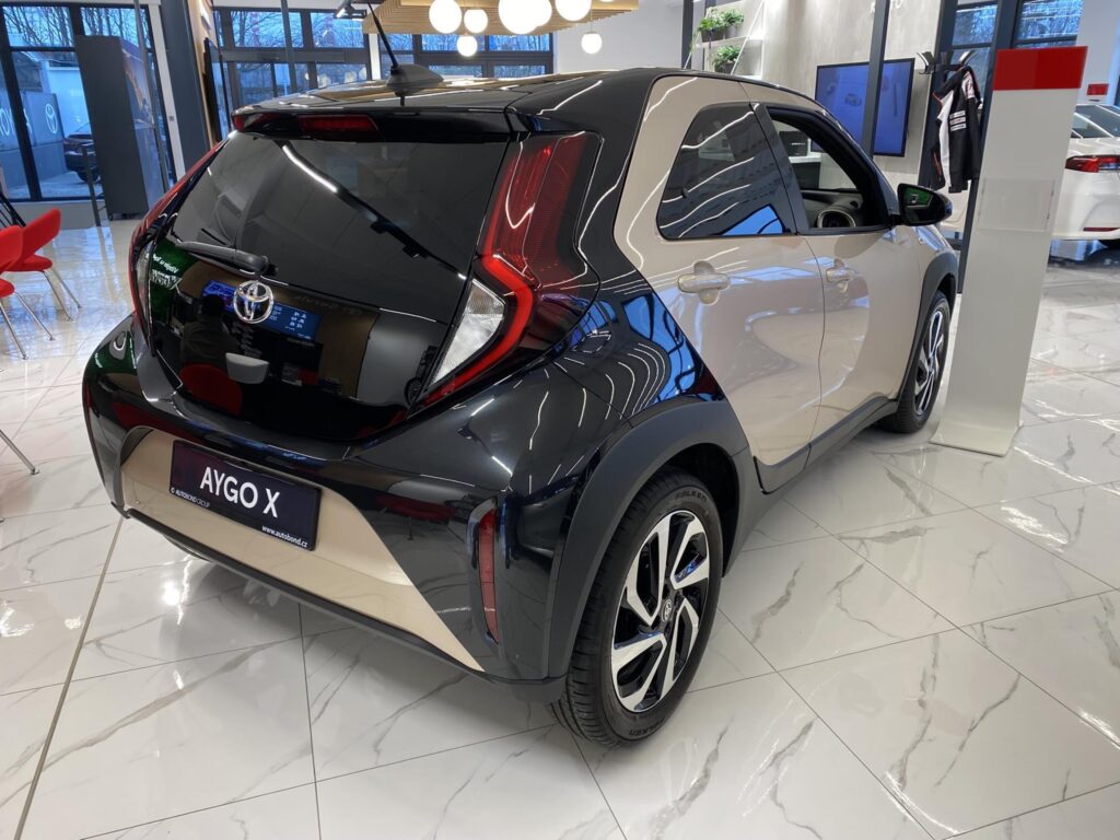 Toyota Aygo X  1.0 5MT Style