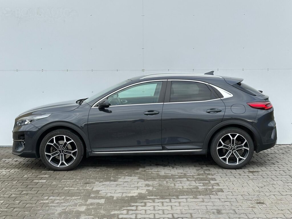 KIA XCeed  1,5 T-GDi TOP