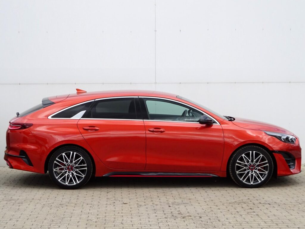 KIA ProCeed  1.6 T-GDI 150kW 7DCT GT