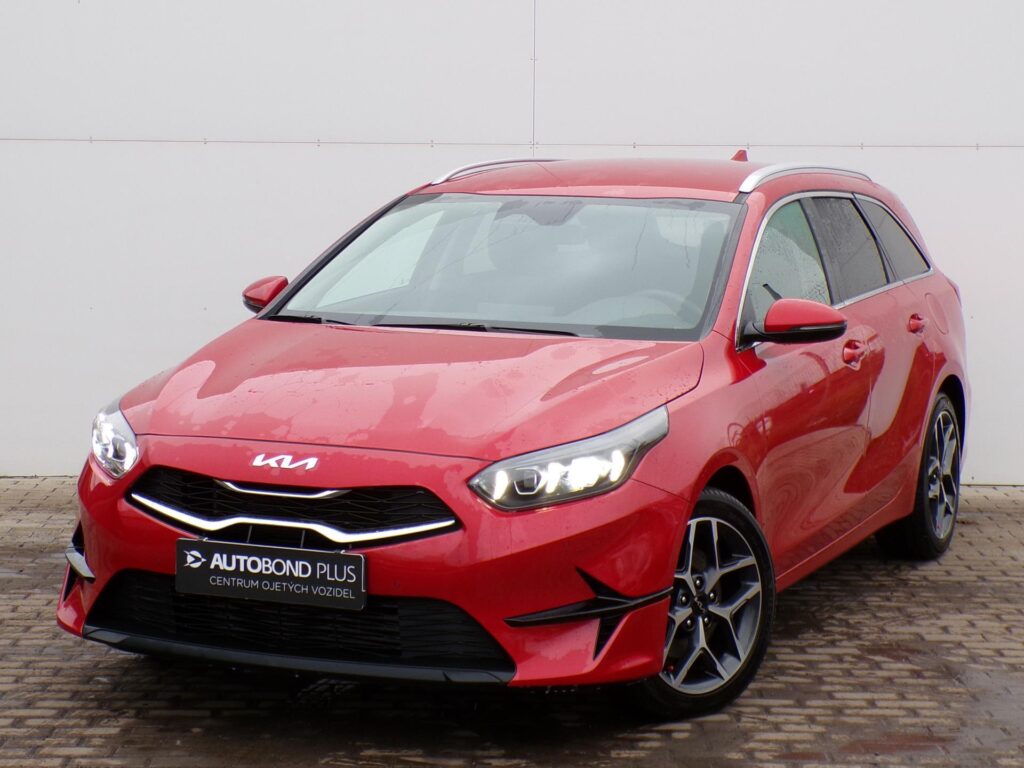 KIA Ceed  1.5 T-GDI 7DCT TOP Bussines