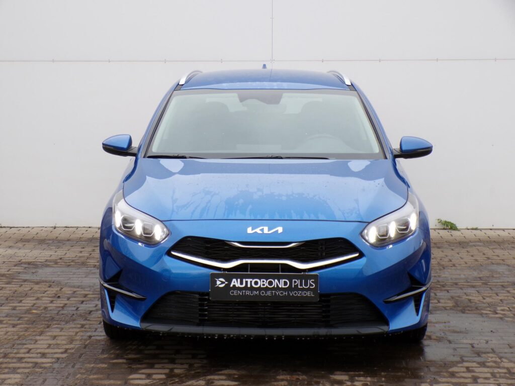 KIA Ceed  1.5 T-GDI 7DCT TOP Bussines