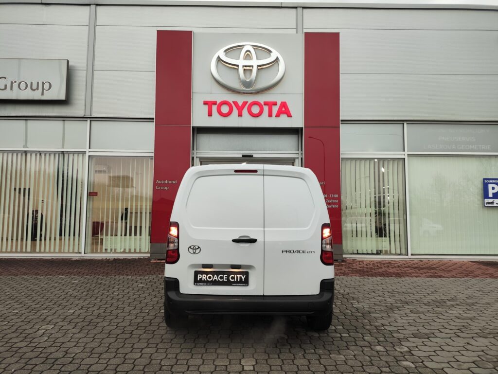 Toyota Proace City  1.2T 6MT SWB Active SmartCargo